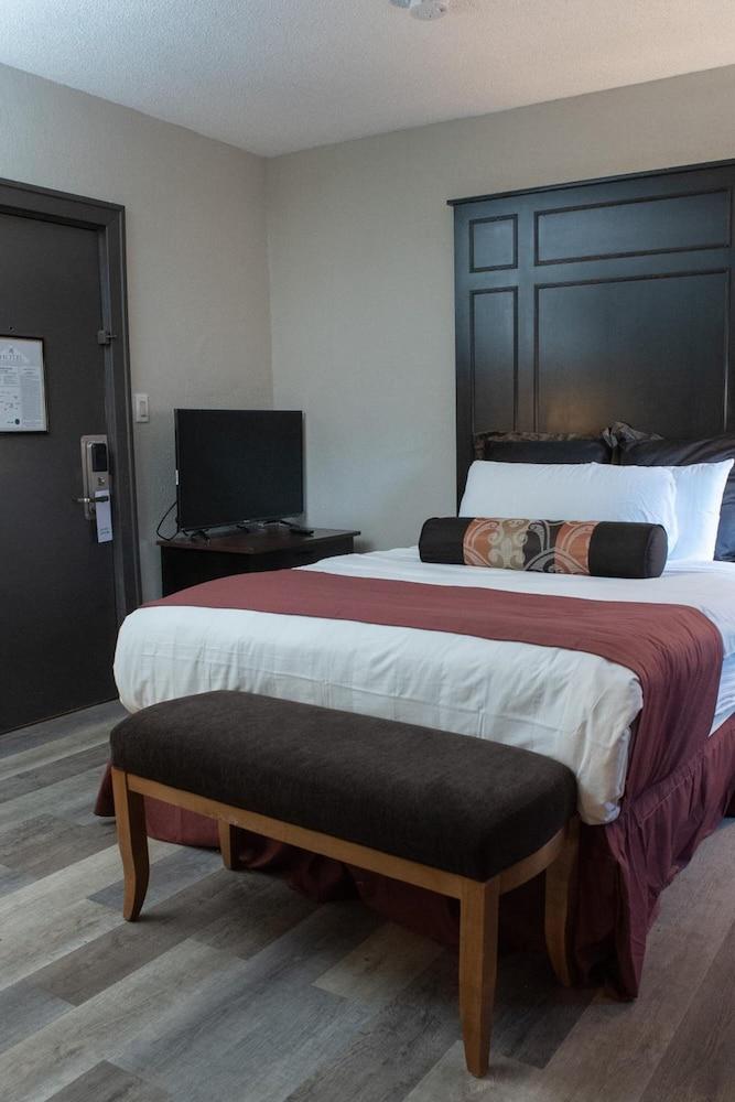 Americas Best Value Inn Dearborn Extérieur photo