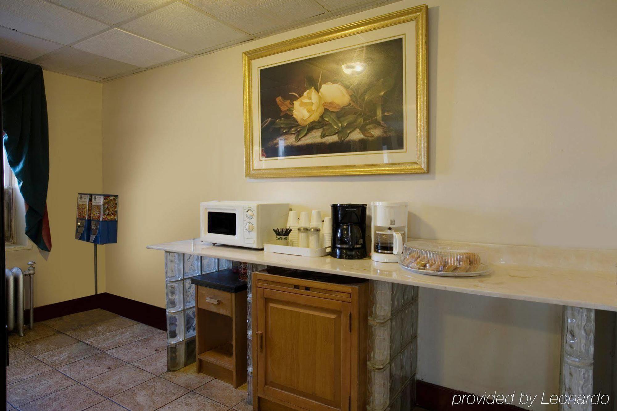 Americas Best Value Inn Dearborn Intérieur photo